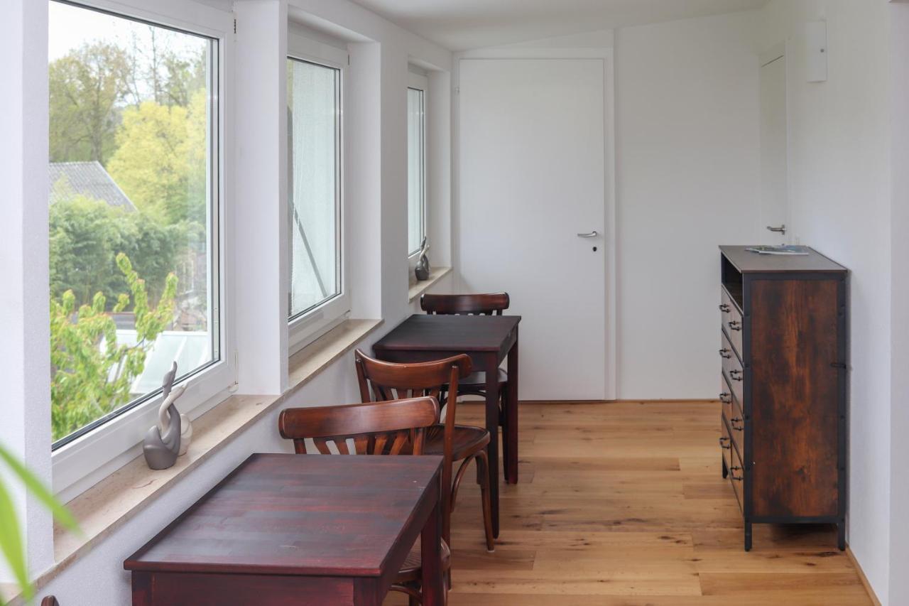 Melcher Apartment *